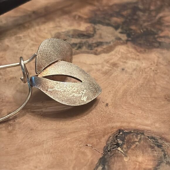 Artsist Signed Silver Leaf Earrings - Picture 5 of 8